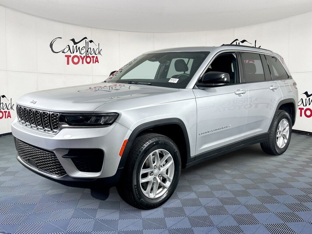 Used 2025 Jeep Grand Cherokee Laredo X SUV