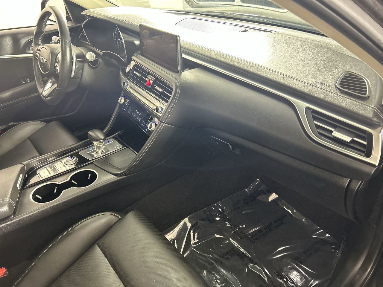 2025 GENESIS G70 Standard - Photo 26