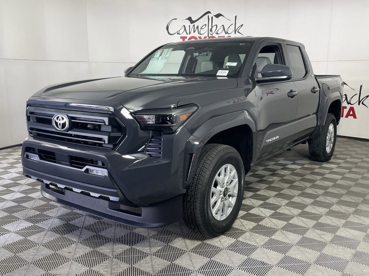 2025 Toyota Tacoma SR5 photo 2