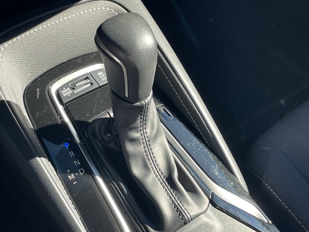 Certified 2025 Toyota Corolla Hatchback SE Hatchback