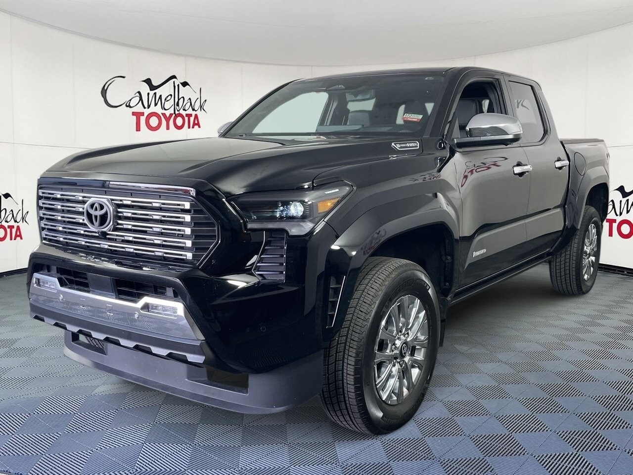 2024 Toyota Tacoma Limited photo 2