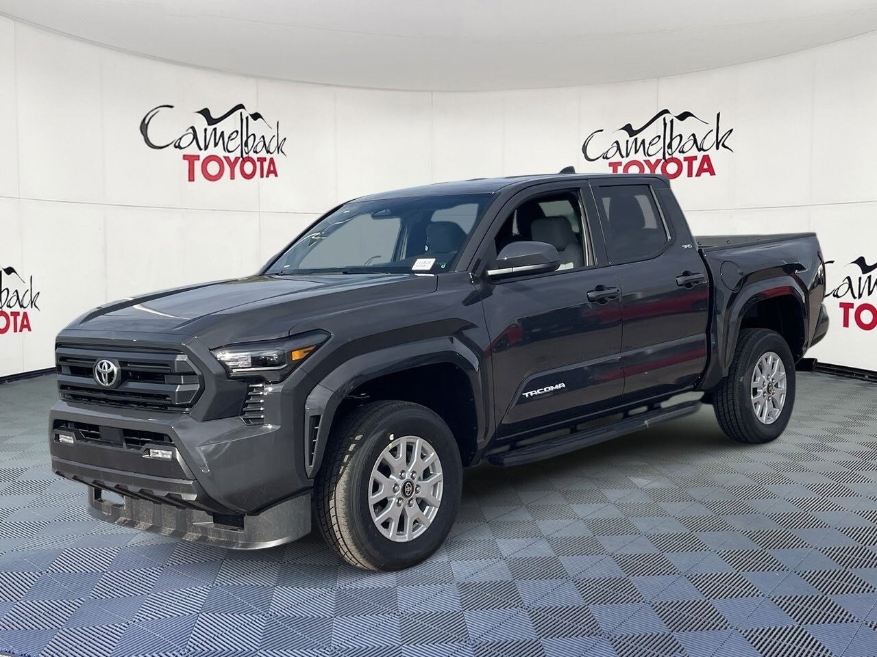 2025 Toyota Tacoma SR5 photo 2