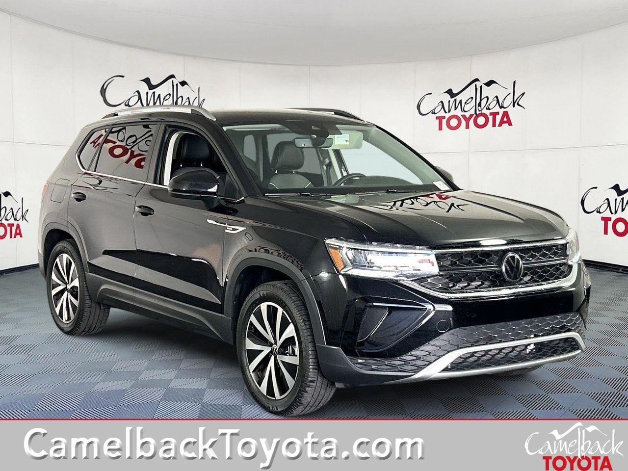 2024 Volkswagen Taos 1.5T SE's photo