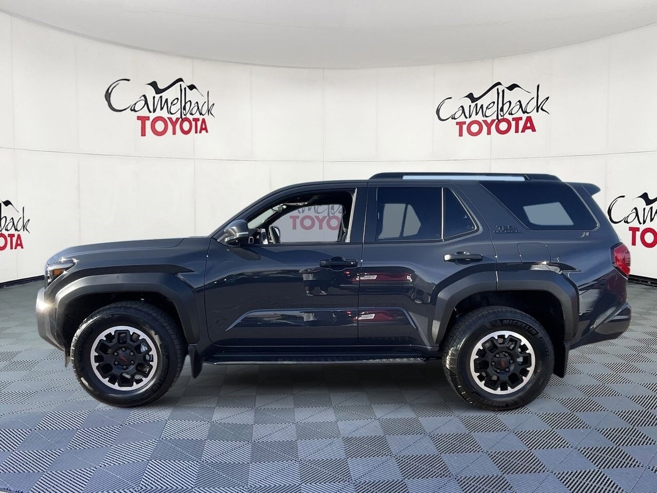 2025 Toyota 4Runner TRD Premium photo 4