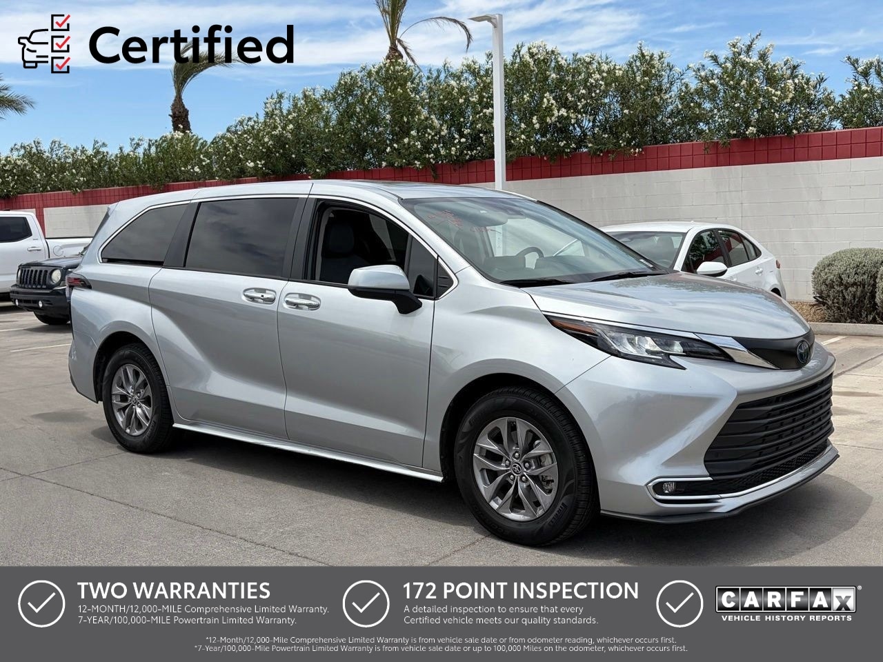 2023 Toyota Sienna XLE 8-Passenger Hybrid FWD's photo