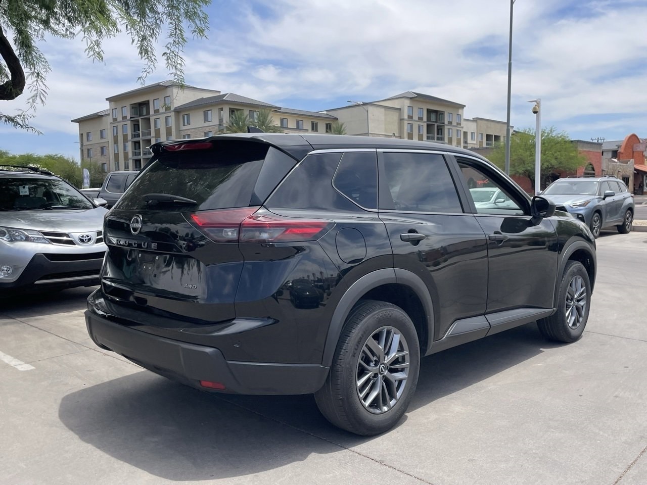 Used 2024 Nissan Rogue S with VIN 5N1BT3AB6RC760054 for sale in Phoenix, AZ