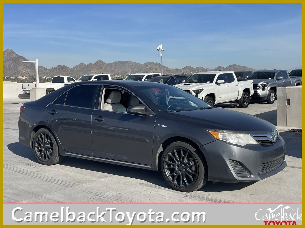 2013 Toyota Camry LE Hybrid