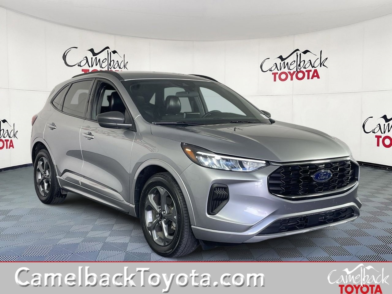 2024 Ford Escape ST-Line's photo