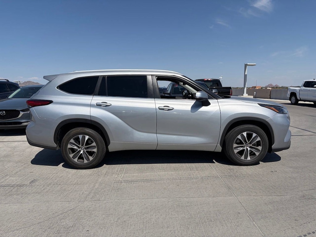 Certified 2023 Toyota Highlander XLE SUV
