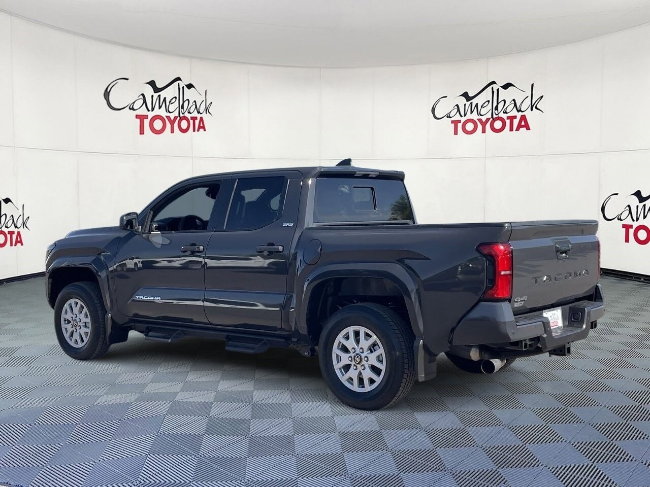 2025 Toyota Tacoma SR5 photo 4