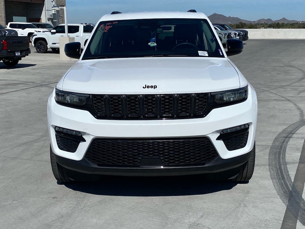 Used 2023 Jeep Grand Cherokee Limited SUV