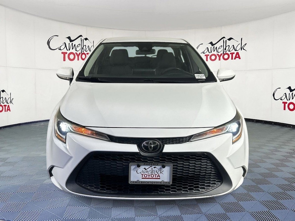 Used 2021 Toyota Corolla LE Sedan