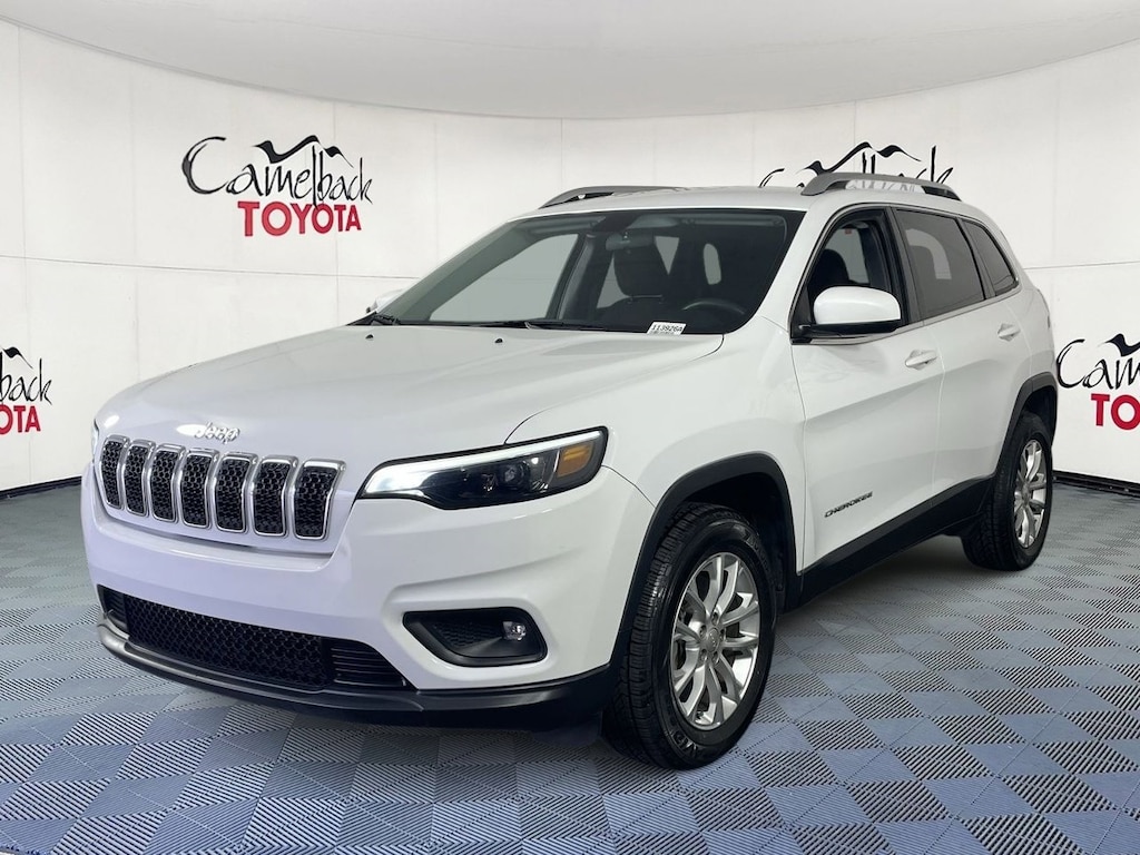 Used 2019 Jeep Cherokee Latitude SUV
