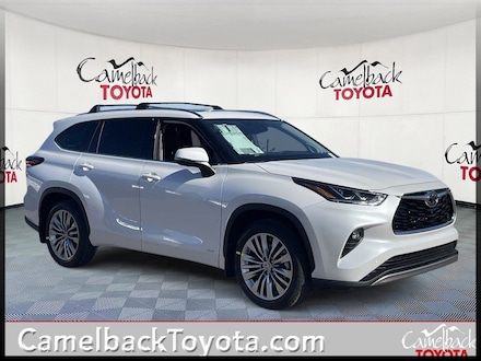 2026 Toyota Highlander Hybrid Platinum SUV