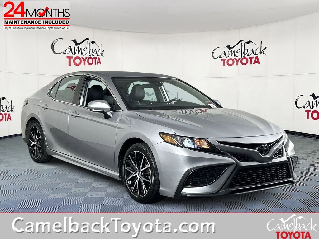 Used 2024 Toyota Camry SE Sedan