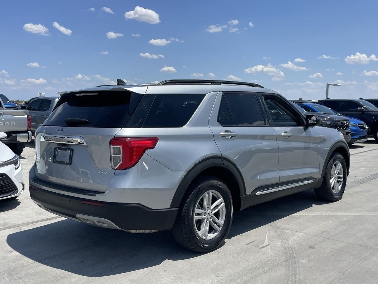 Used 2024 Ford Explorer XLT with VIN 1FMSK8DH8RGA05450 for sale in Phoenix, AZ