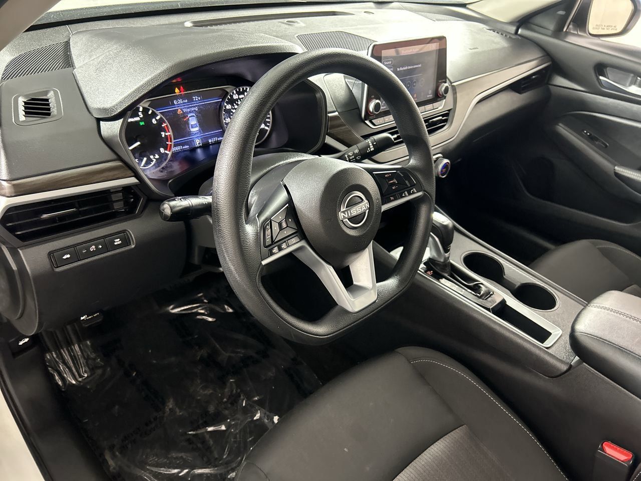 2025 Nissan Altima SV - Photo 11