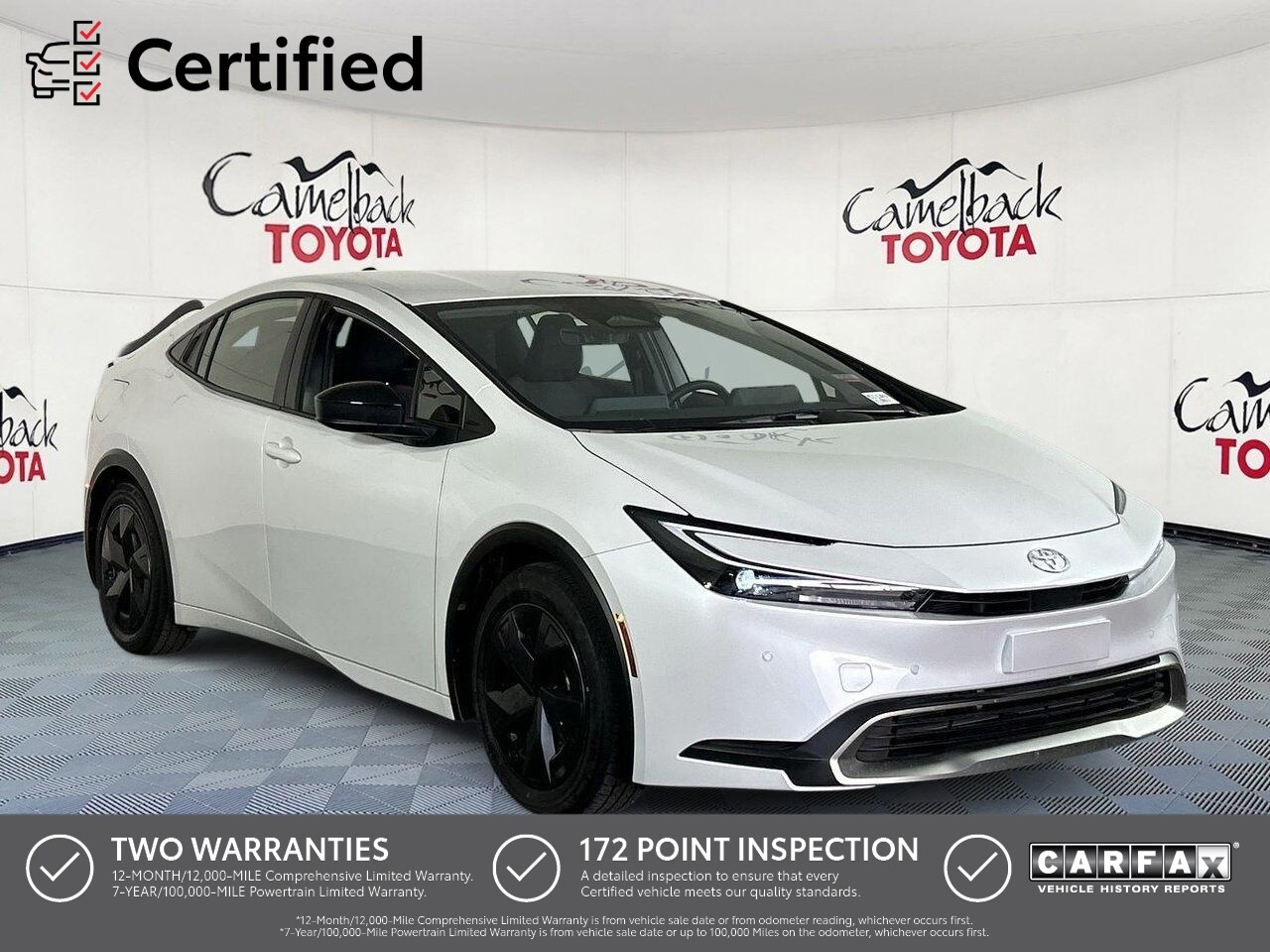 2026 Toyota Prius SE's photo