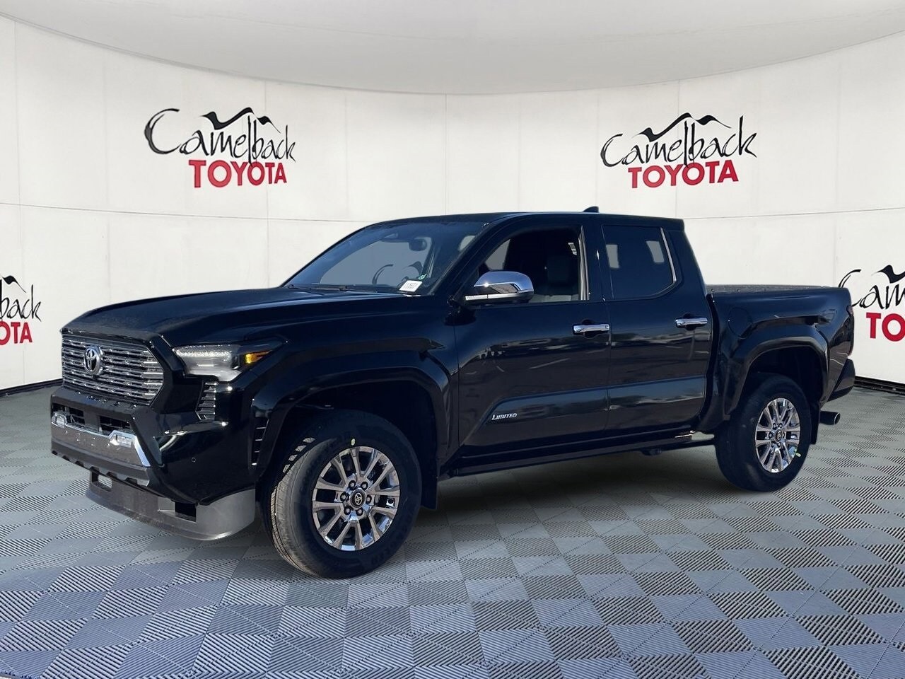 2026 Toyota Tacoma 4x4 Limited photo 2