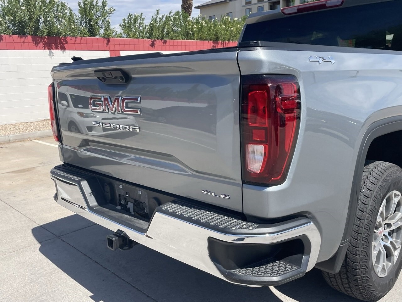 2024 Gmc Sierra 1500 SLE photo 4