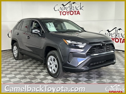 2025 Toyota RAV4 LE SUV