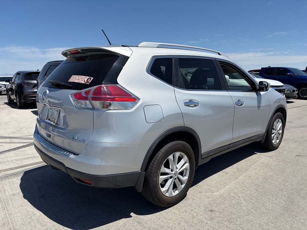 Used 2015 Nissan Rogue SV SUV