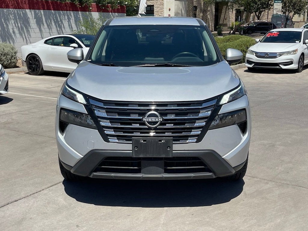 Used 2025 Nissan Rogue SV SUV