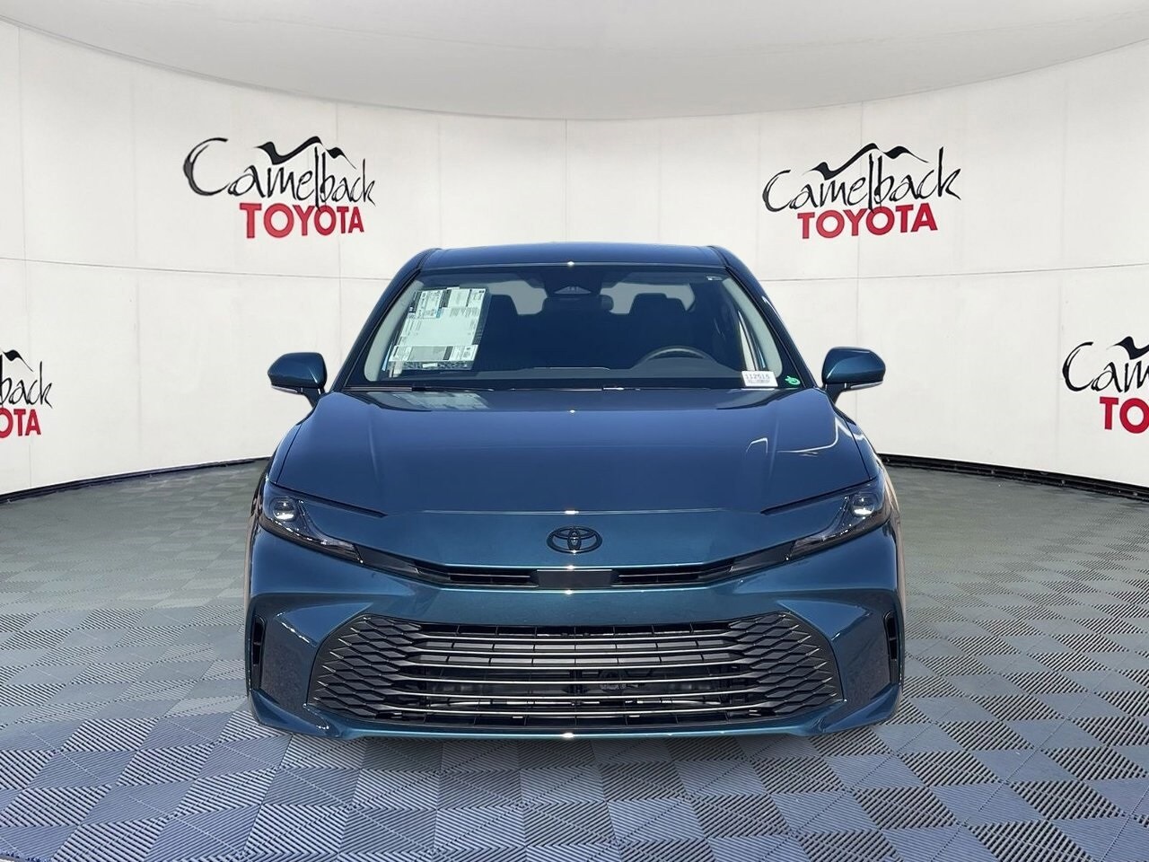 2026 Toyota Camry LE photo 2