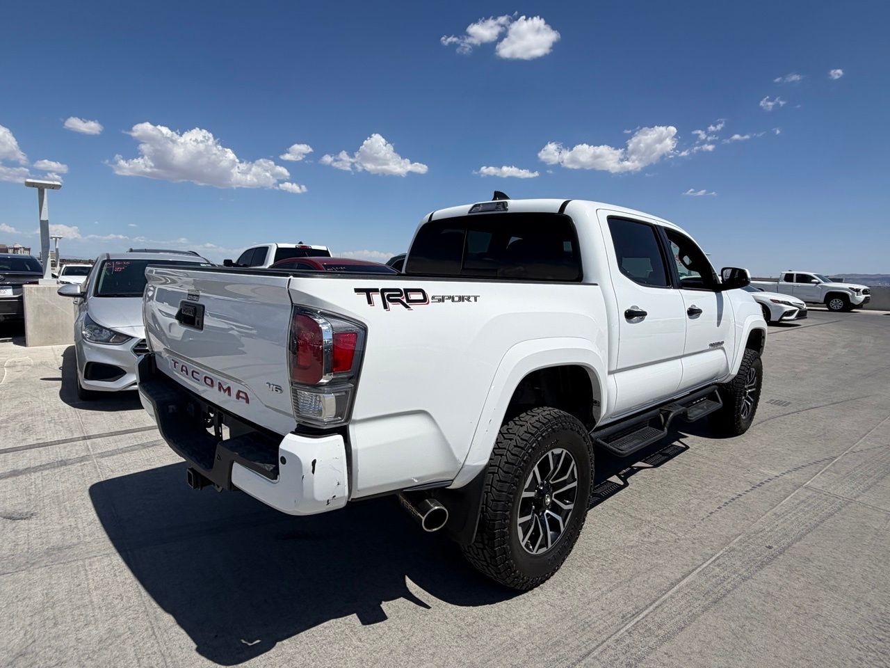 View vehicle photo 3