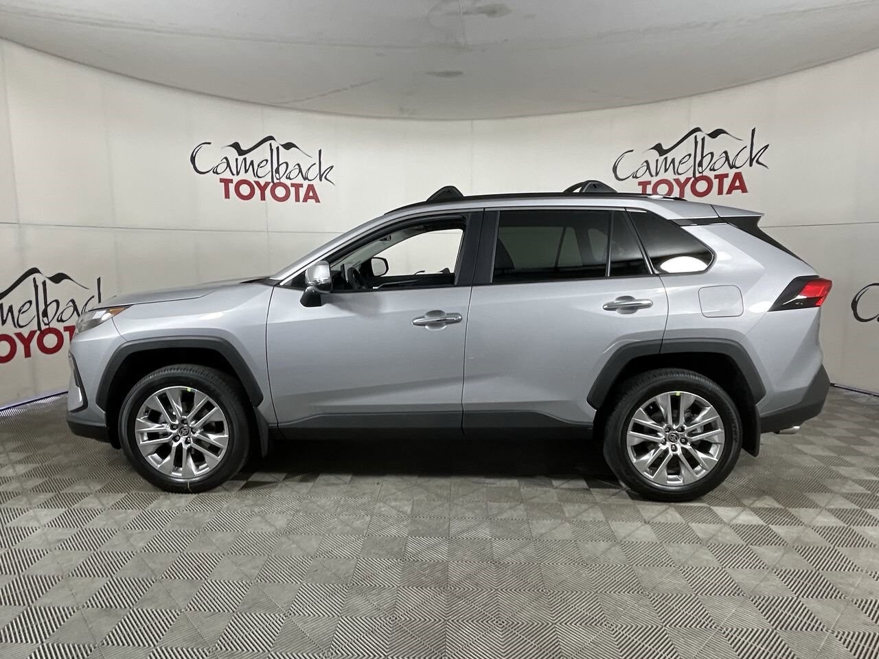 2025 Toyota RAV4 Limited photo 3