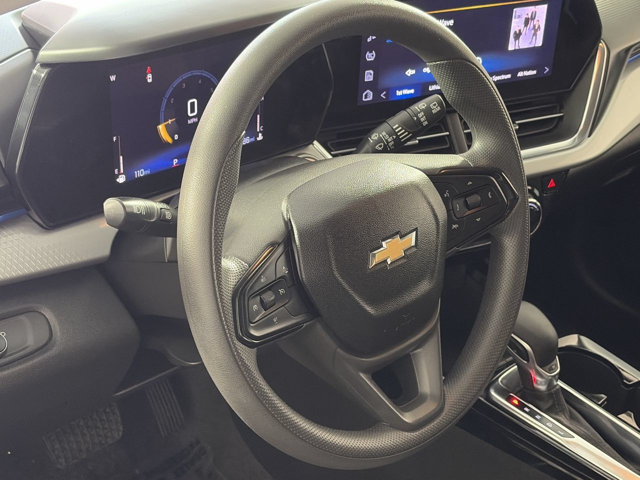 2025 Chevrolet Trax LT - Photo 13