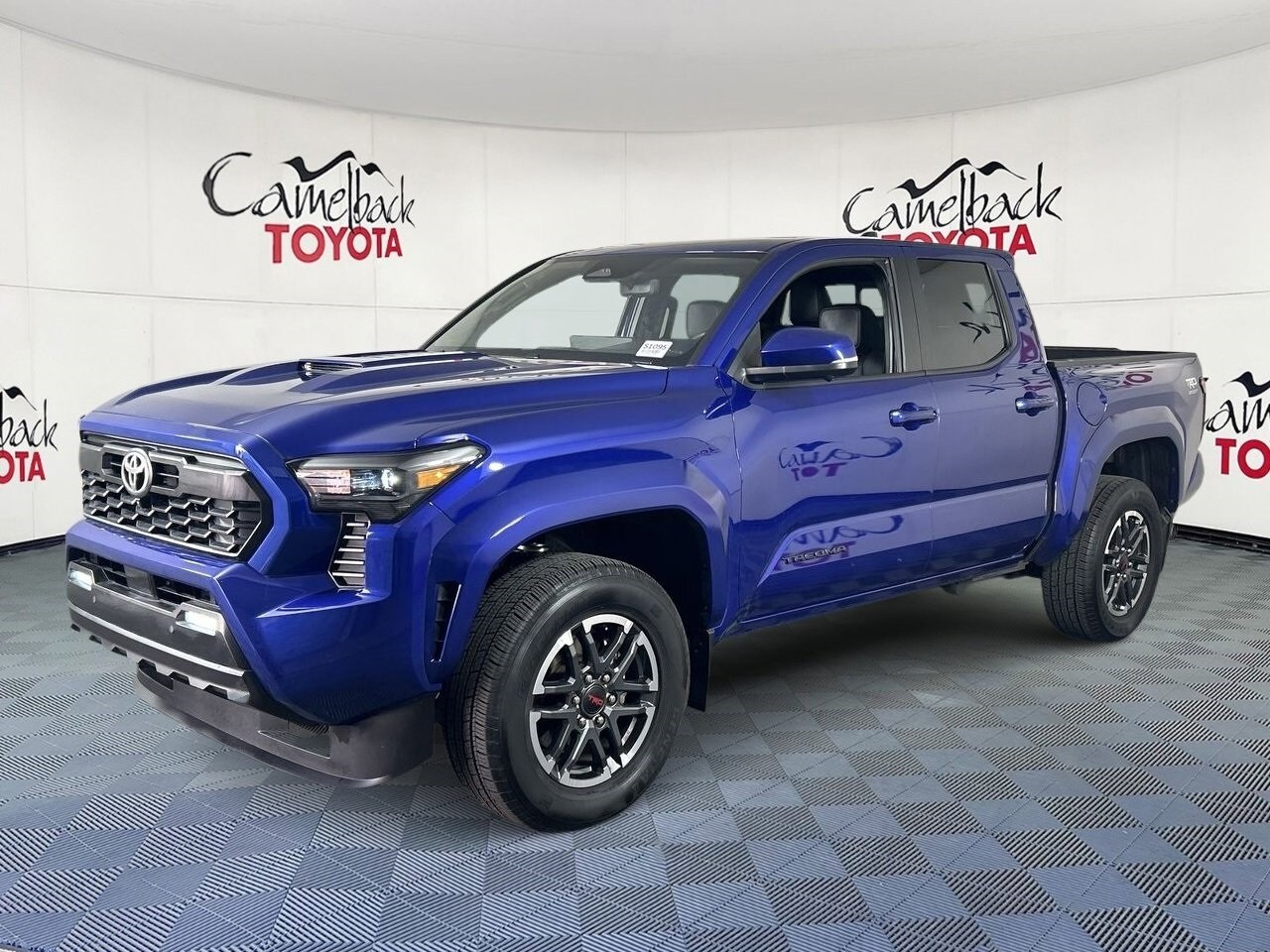 2024 Toyota Tacoma TRD Sport photo 3