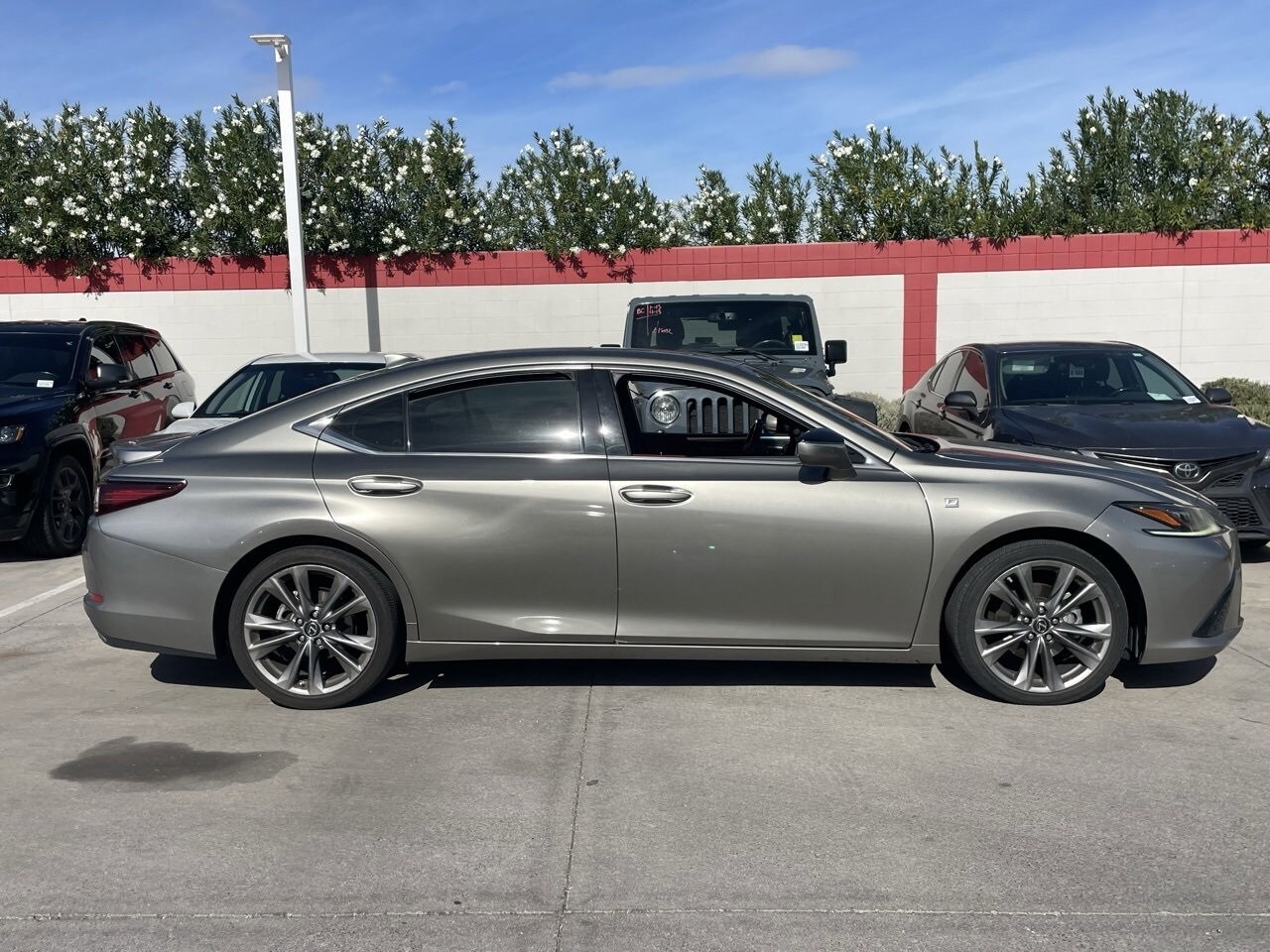 2019 Lexus ES 350 photo 3