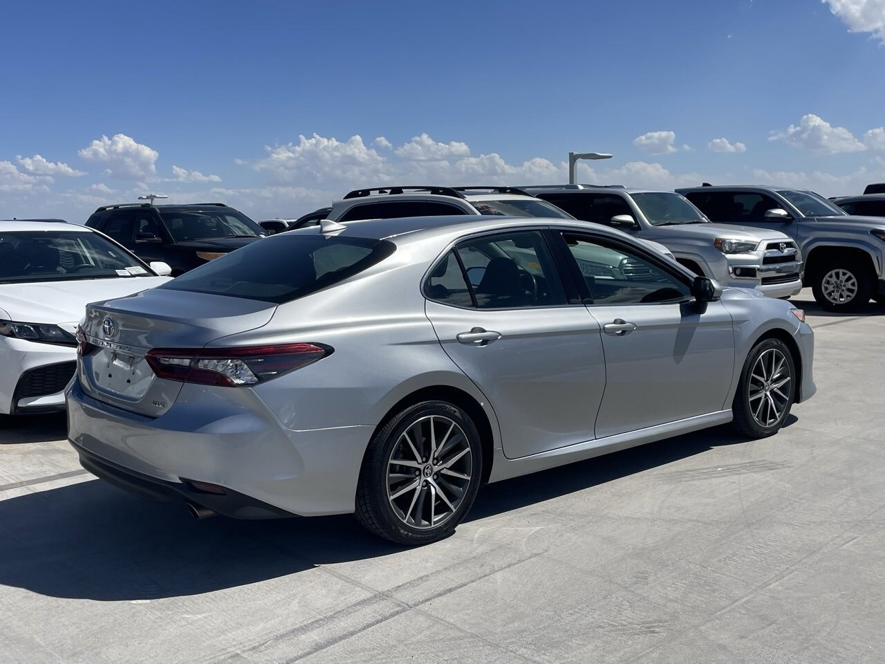 2023 Toyota Camry XLE photo 2