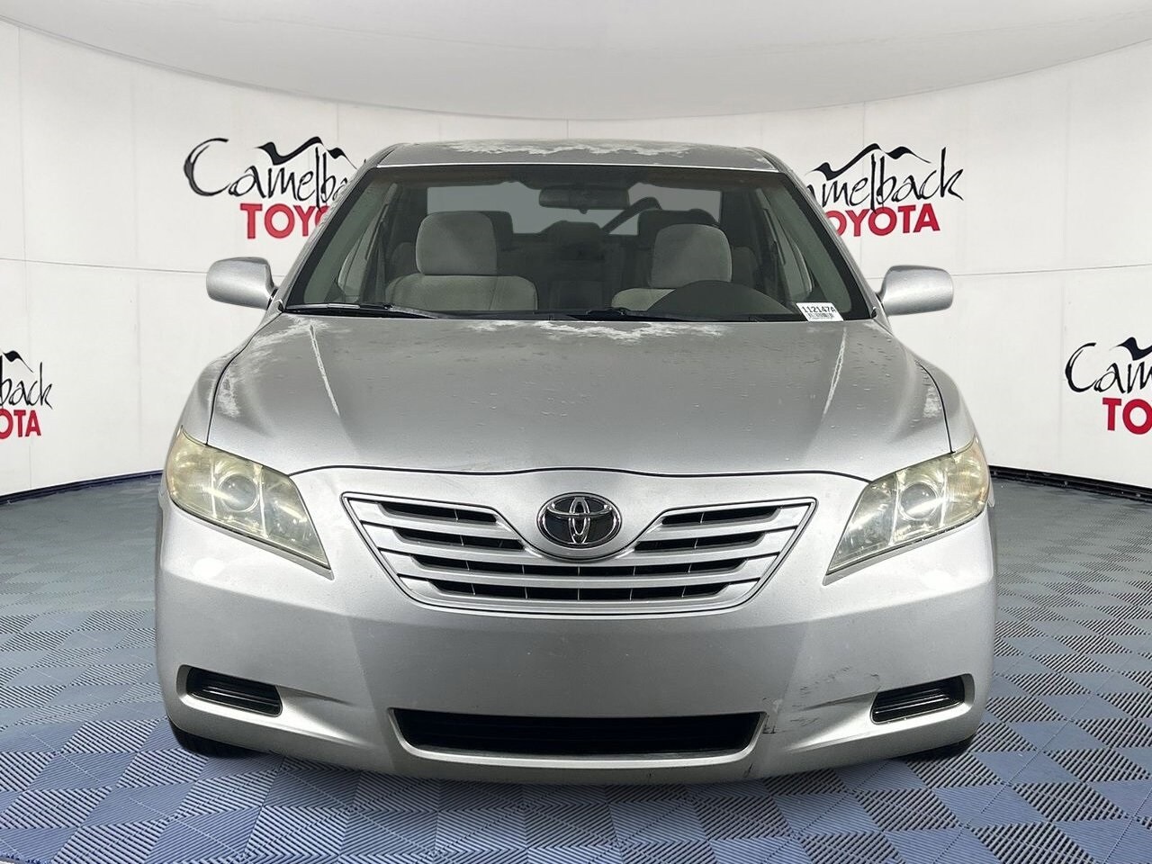 2008 Toyota Camry LE photo 2