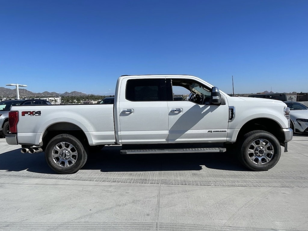 Used 2022 Ford F-250SD Lariat Truck Crew Cab