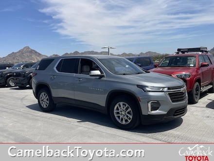 2023 Chevrolet Traverse LS SUV