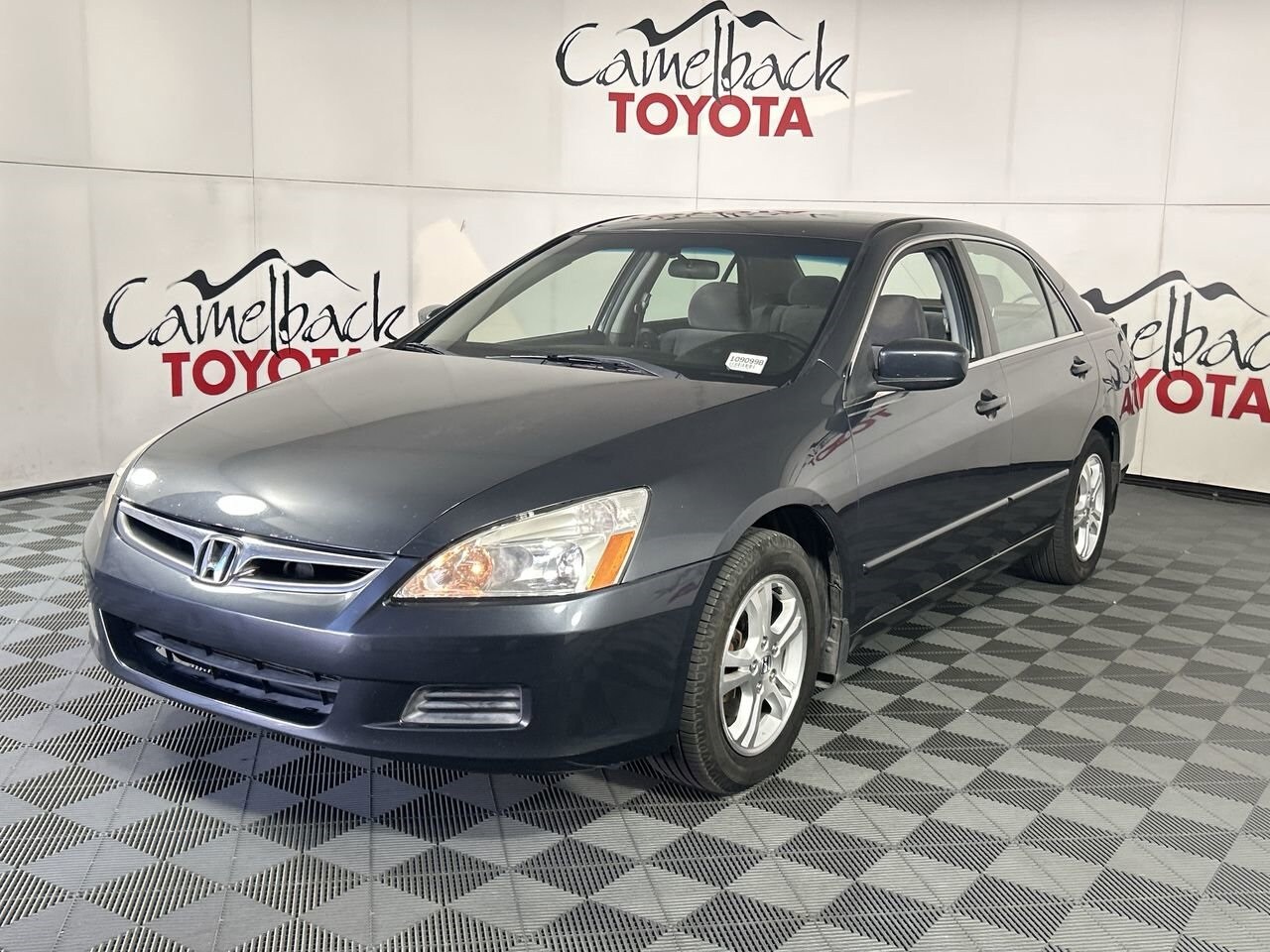 Used 2007 Honda Accord SE with VIN JHMCM56387C012677 for sale in Phoenix, AZ