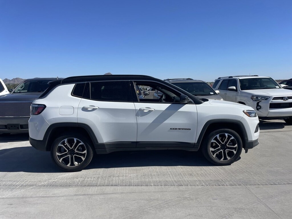 Used 2024 Jeep Compass Limited SUV