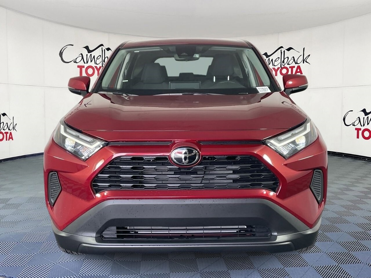 2025 Toyota RAV4 LE photo 2