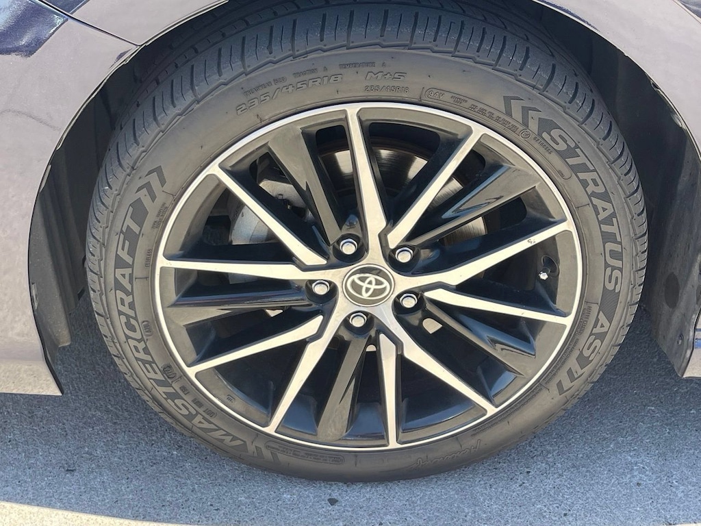 Used 2021 Toyota Camry SE Sedan