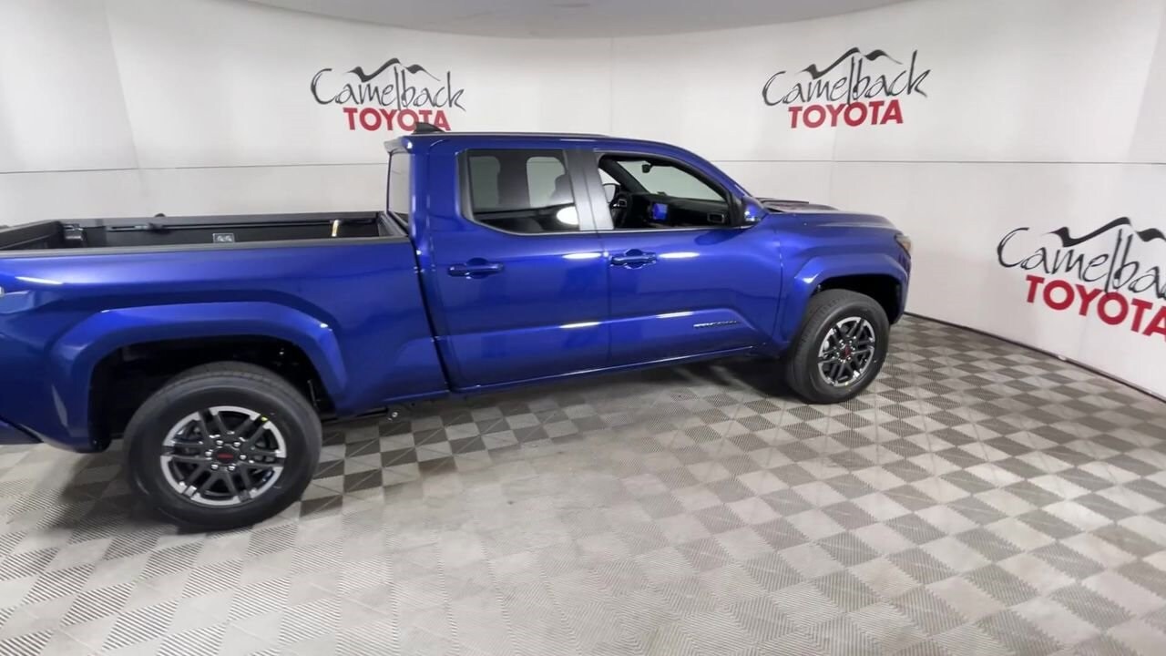 2025 Toyota Tacoma TRD Sport photo 2