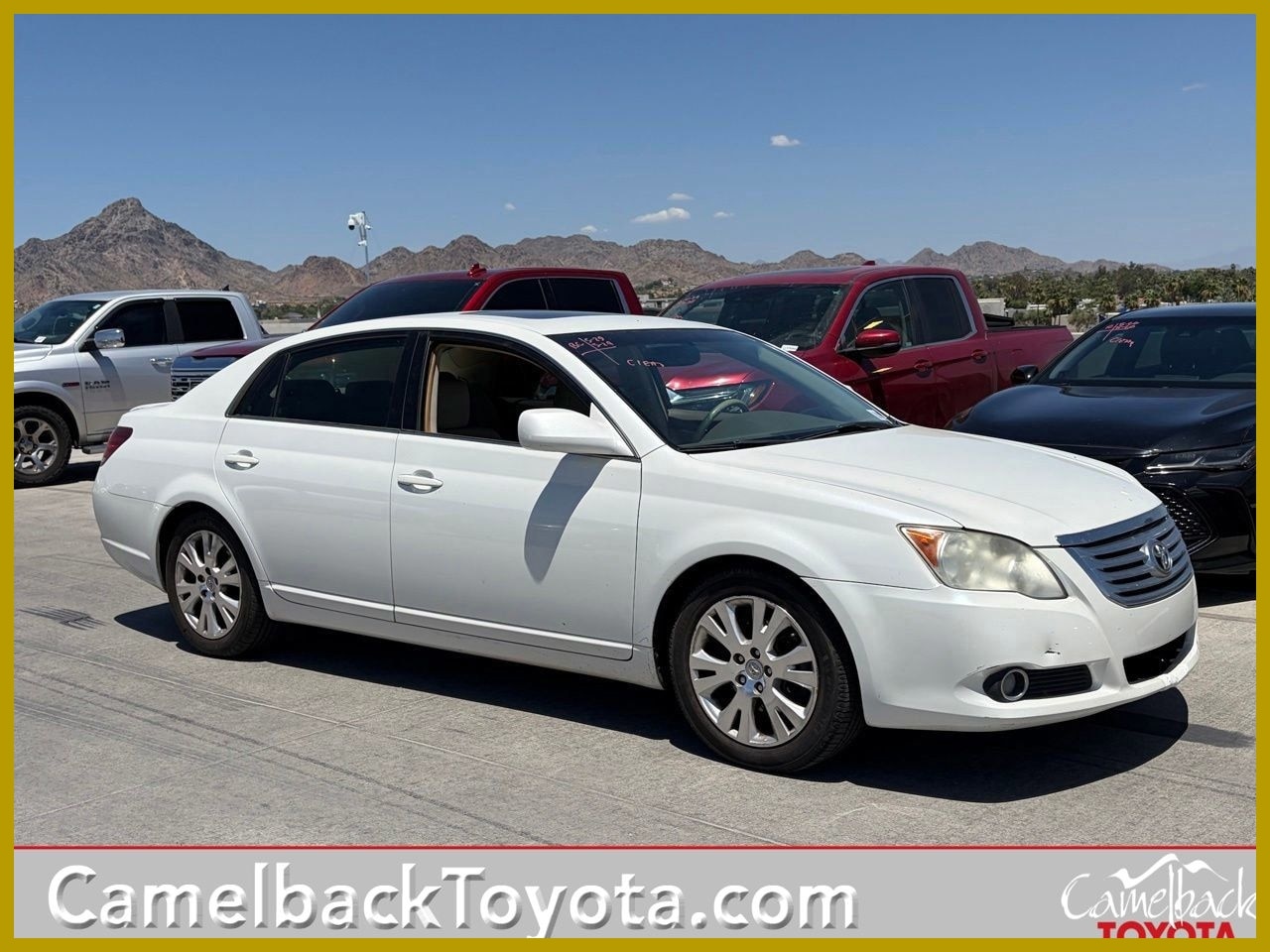 2009 Toyota Avalon XLS's photo