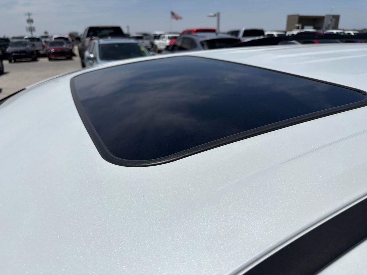 View vehicle photo 4