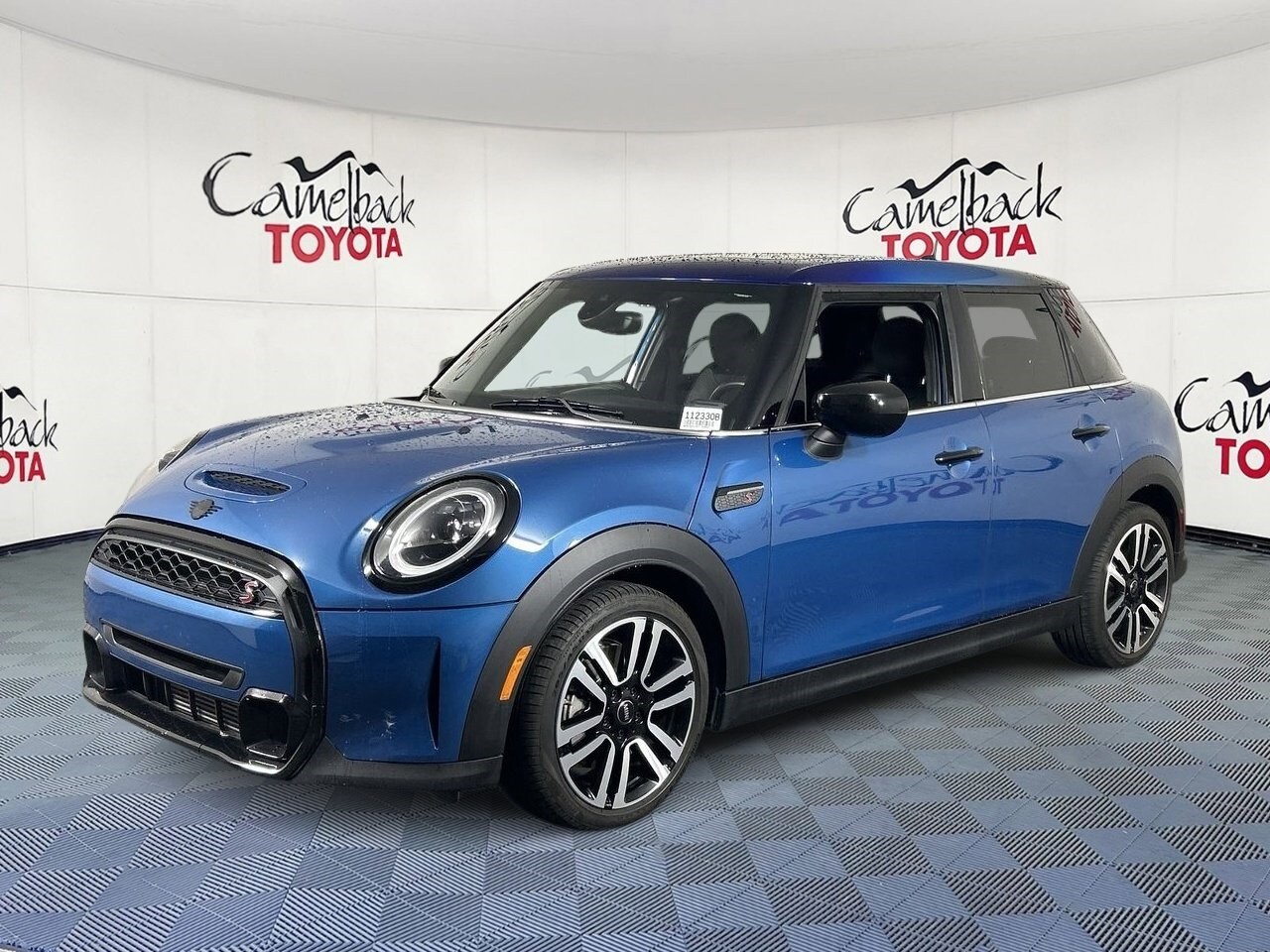 2023 Mini Cooper Hardtop S photo 4