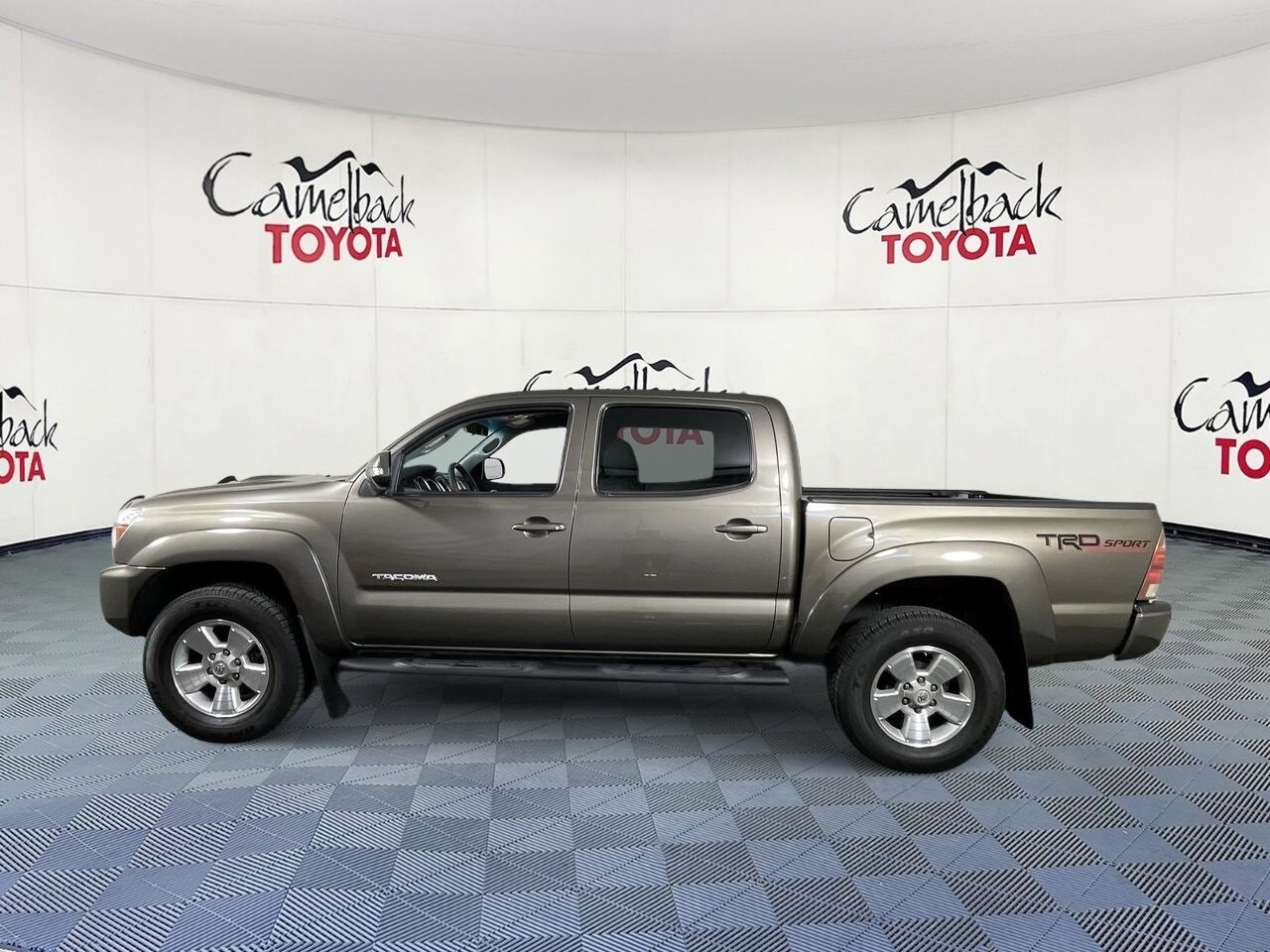 2015 Toyota Tacoma PreRunner photo 4