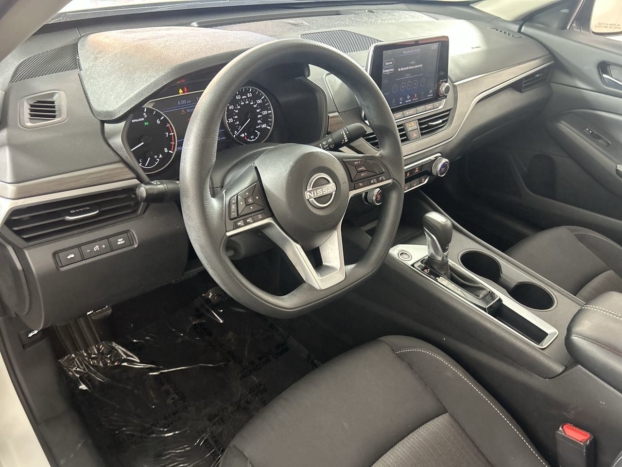 2025 Nissan Altima SV - Photo 11
