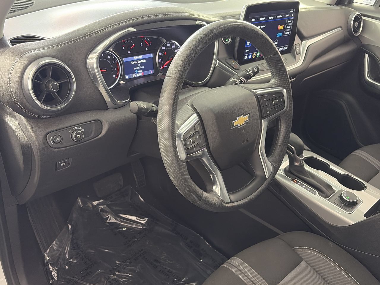 2025 Chevrolet Blazer 2LT - Photo 11