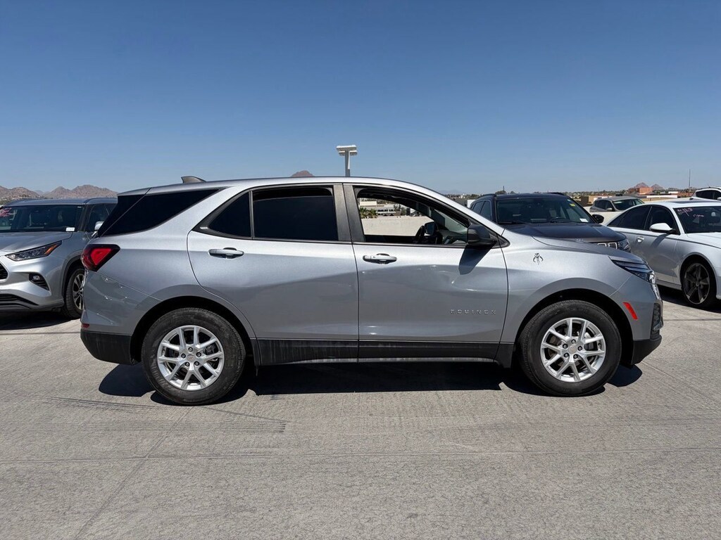 Used 2024 Chevrolet Equinox LS SUV