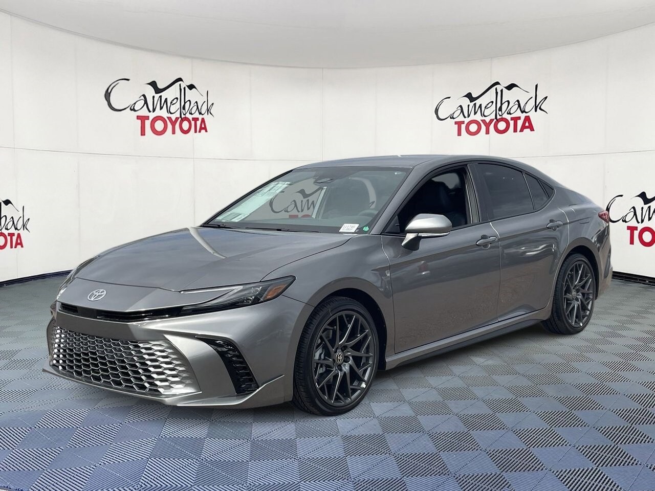 2025 Toyota Camry XSE photo 2